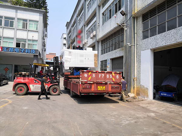 數(shù)控雕銑機 數(shù)控雕銑機